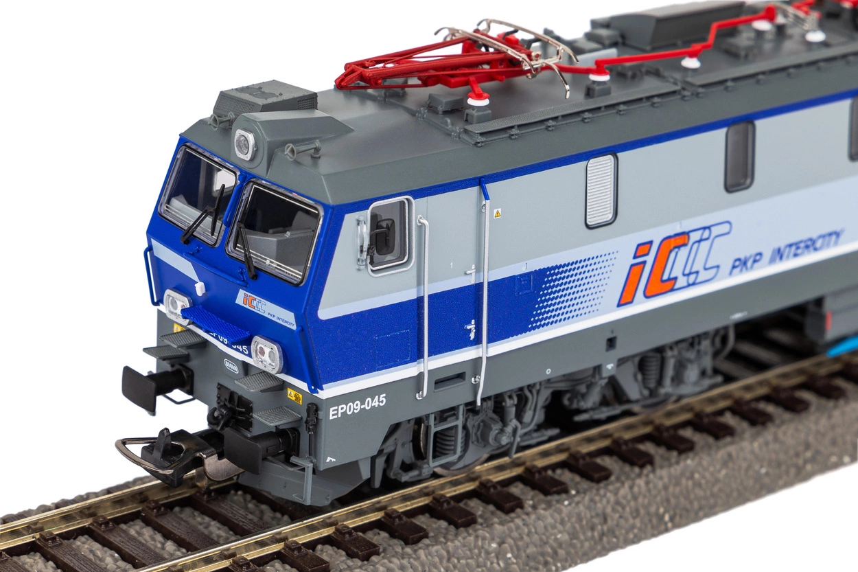 Lokomotywa EP09-045 PKP Intercity PIKO 97520