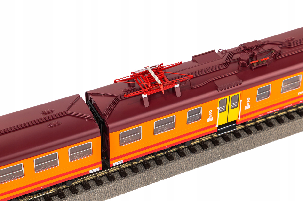 PIKO 51462 EZT EN57-203 PKP Epoka V wersja analogowa